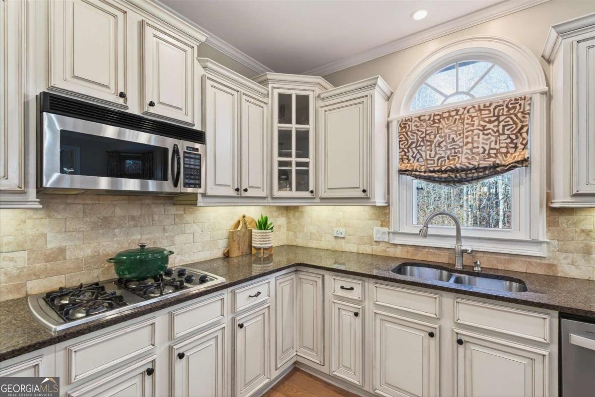 248 Cedarhurst Drive Canton - 21