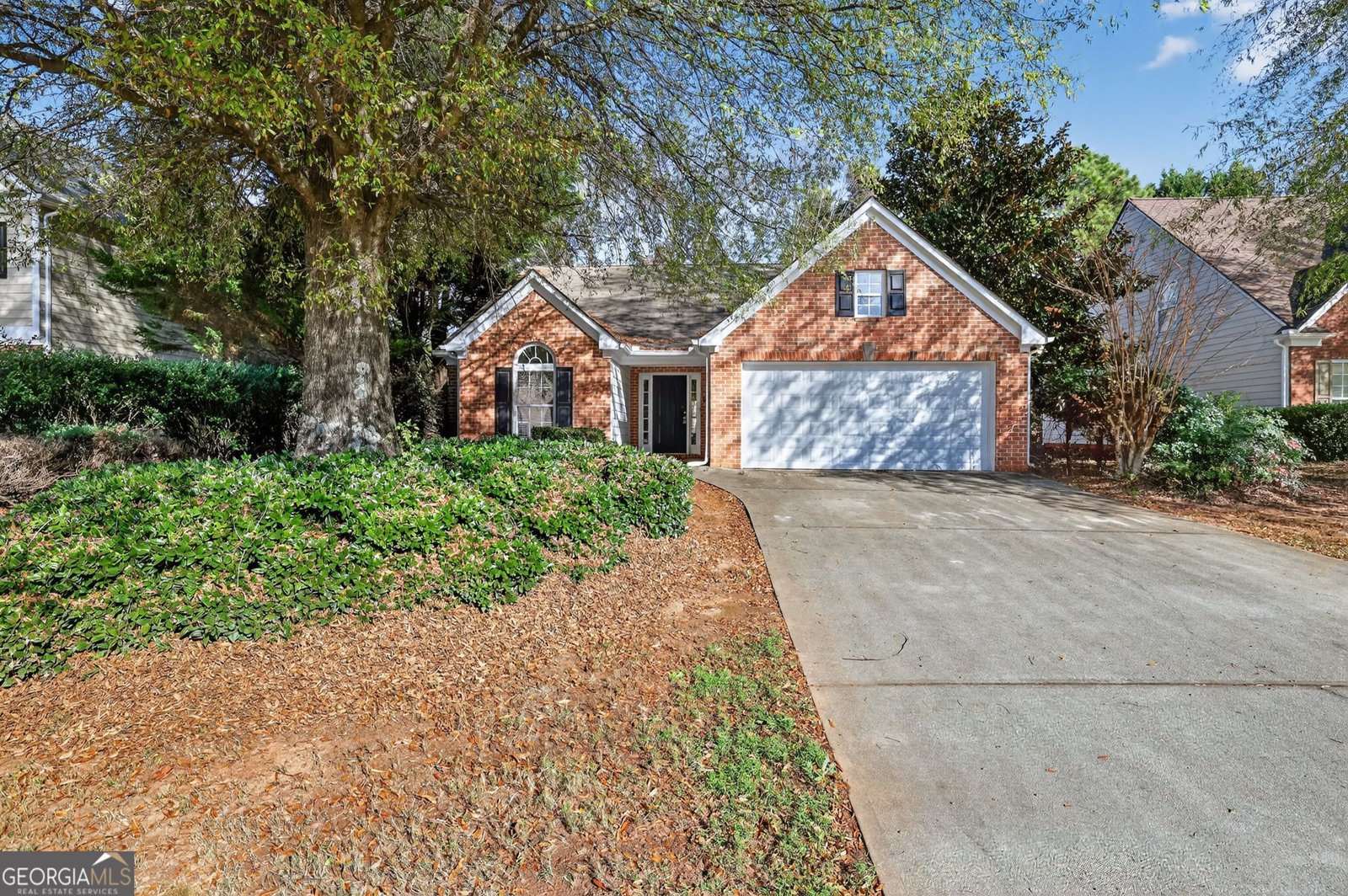 2396 Hillvale Circle Lithonia - main photo