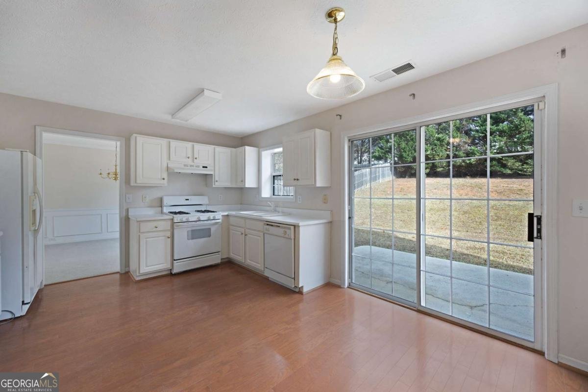 394 Ethridge Drive Kennesaw - 27