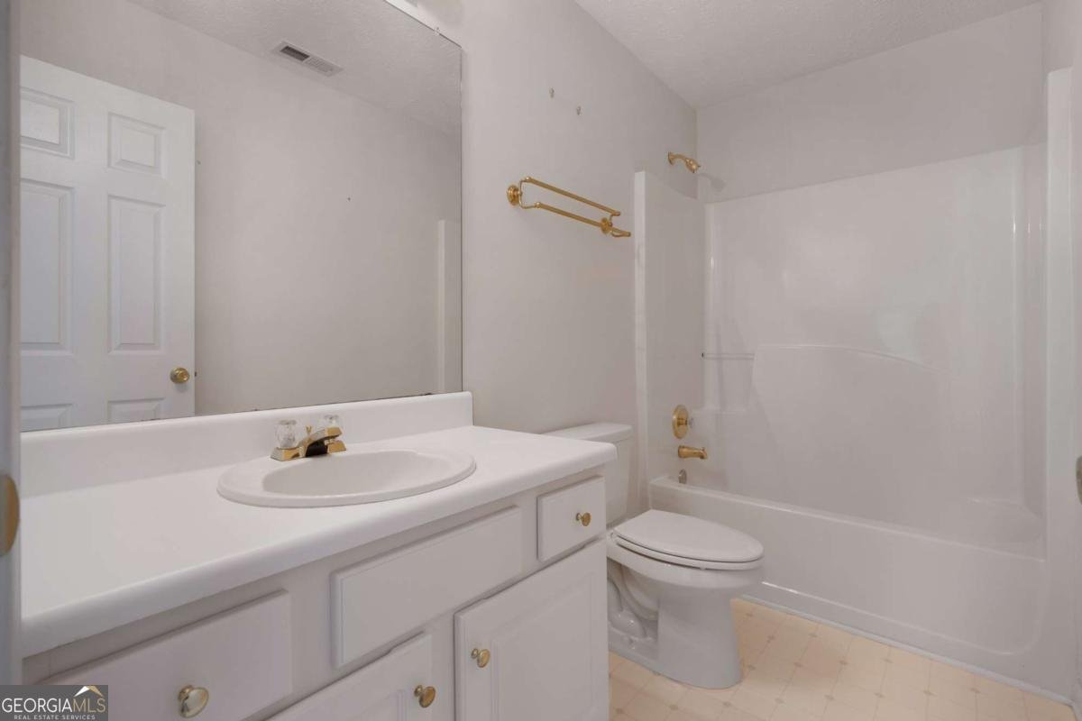 394 Ethridge Drive Kennesaw - 40