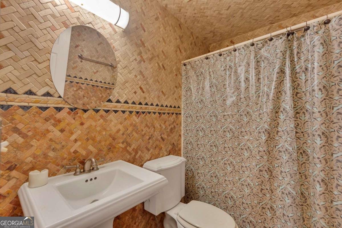 6401 Fox Run Winston - 27