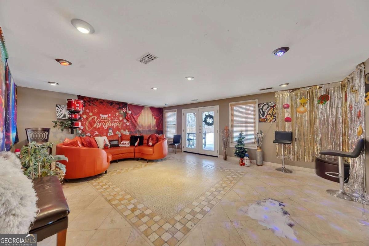 6401 Fox Run Winston - 29