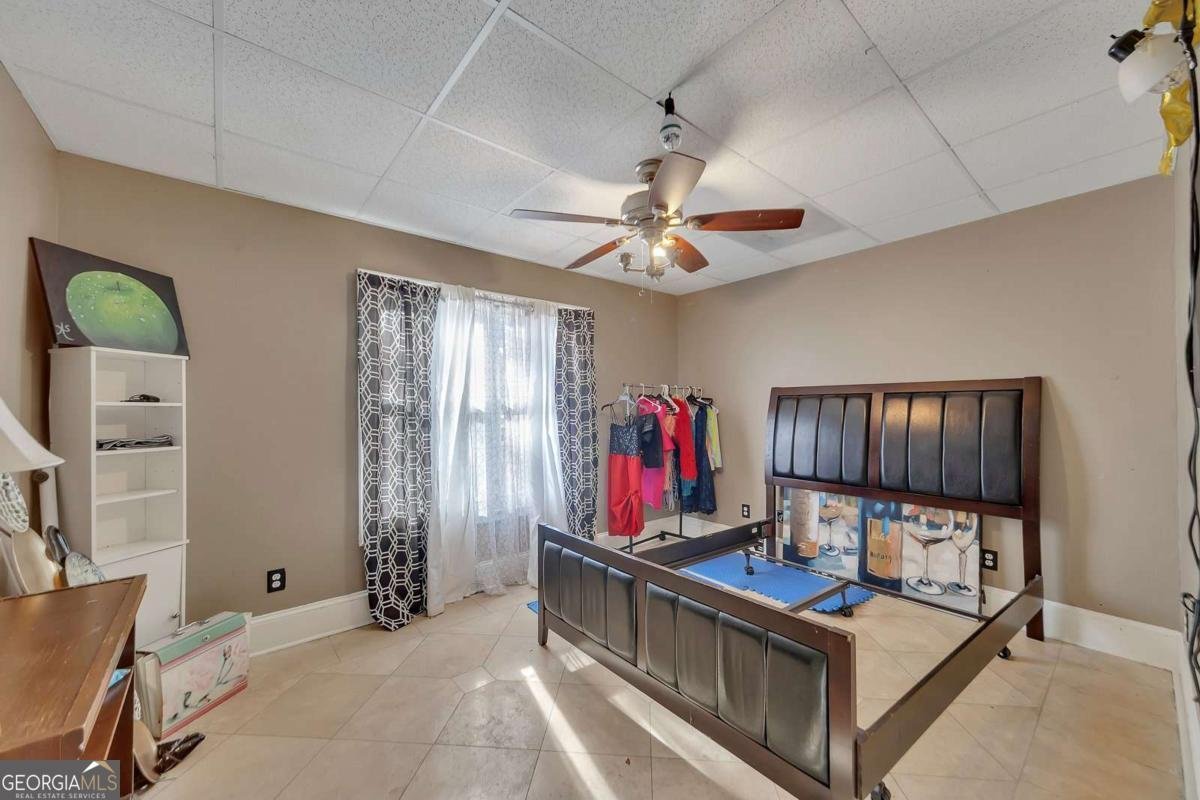 6401 Fox Run Winston - 32