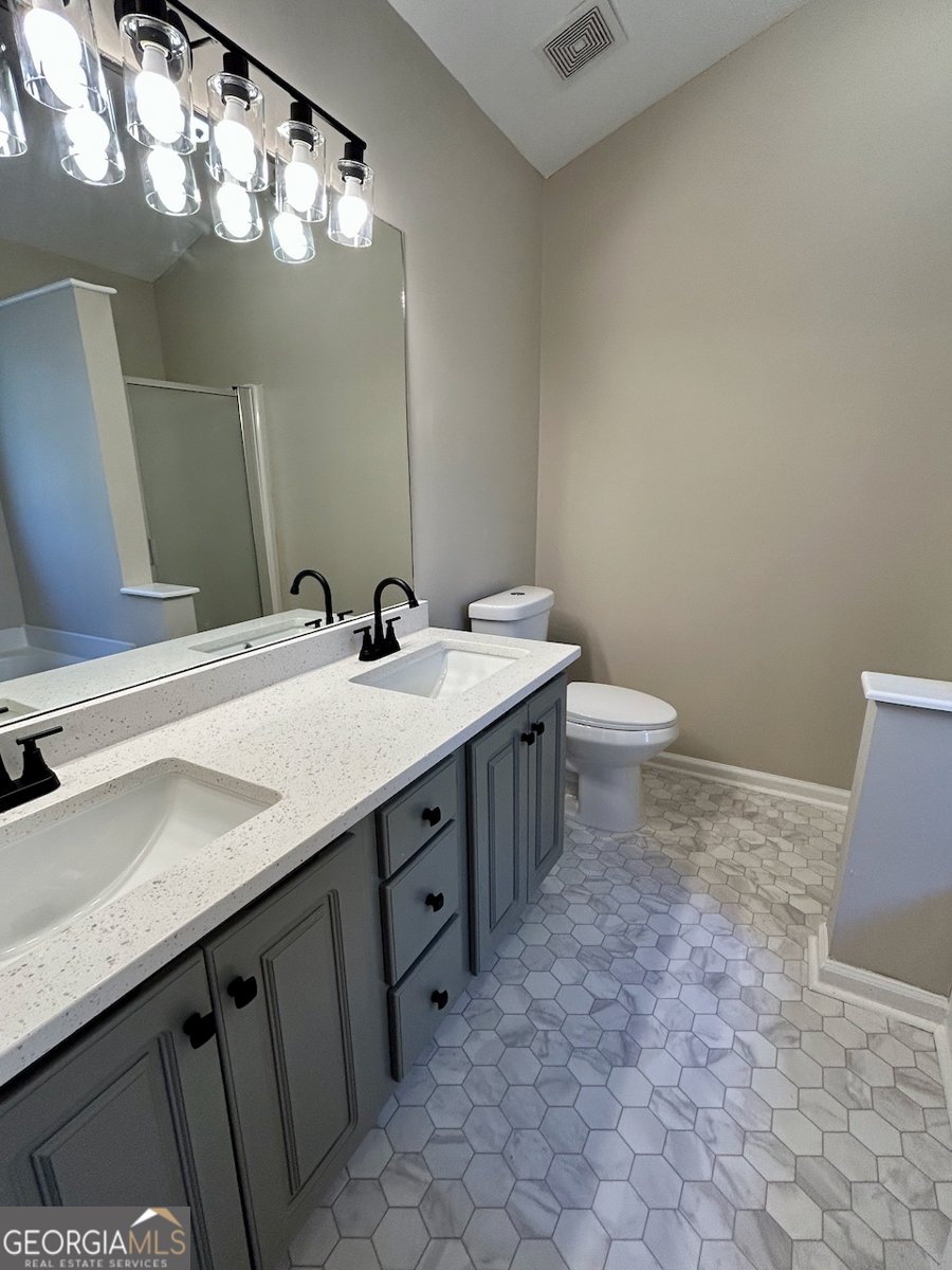 125 Montrose Way Lagrange - 16