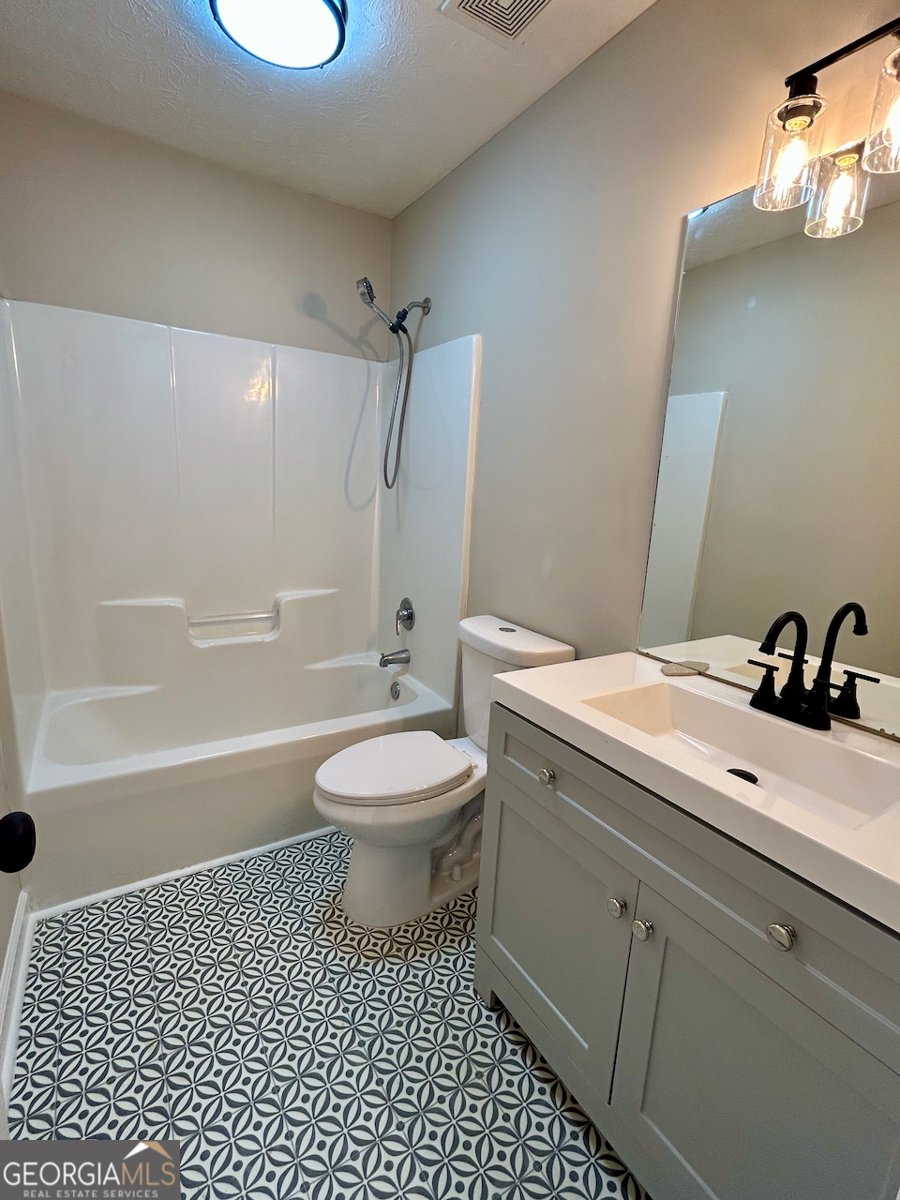 125 Montrose Way Lagrange - 26