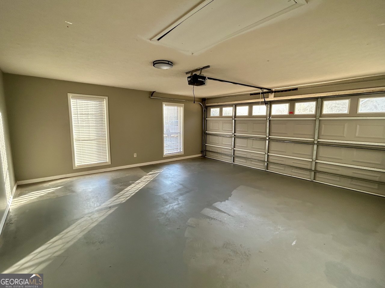 125 Montrose Way Lagrange - 30