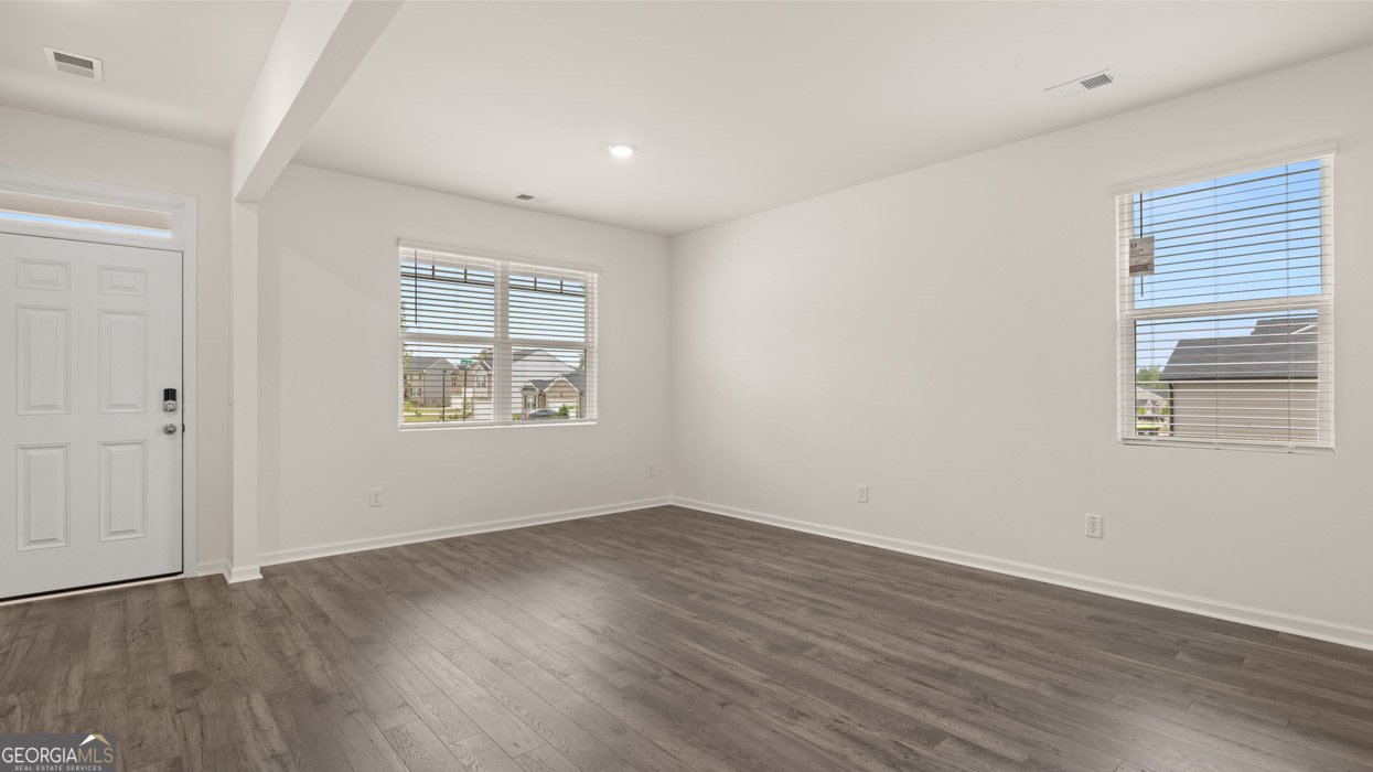 651 Whitman Lane Stockbridge - Photo 13