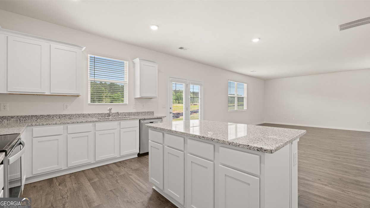 651 Whitman Lane Stockbridge - Photo 16