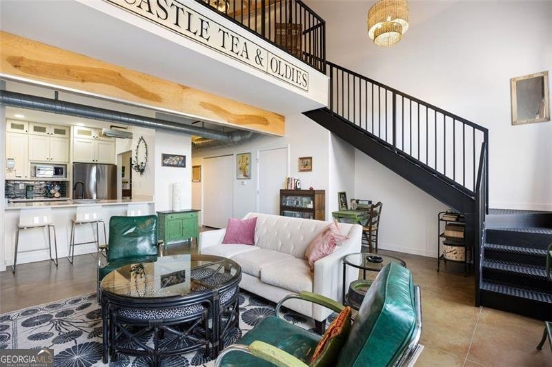 445 SESSIONS Street Marietta - 14