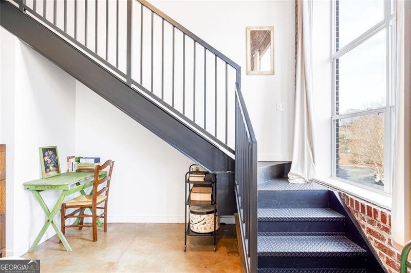 445 SESSIONS Street Marietta - 18