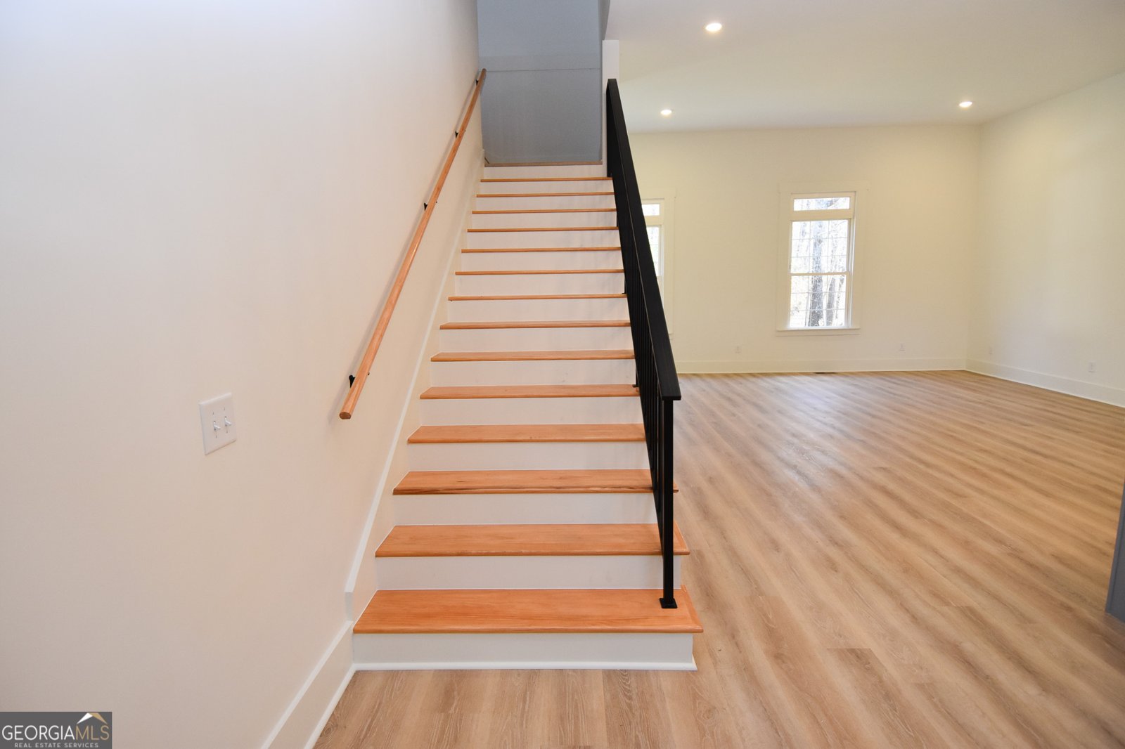 63 Alabama Road The Rock - 17