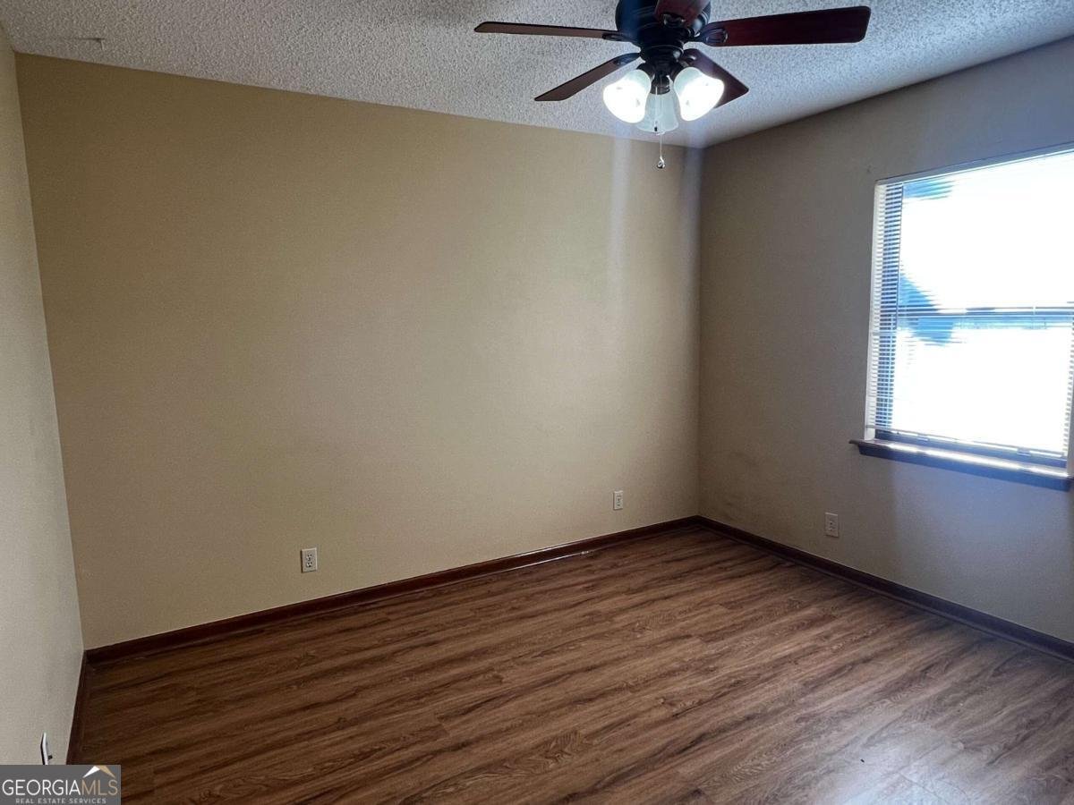 132 Woodvalley Drive Kingsland - 12