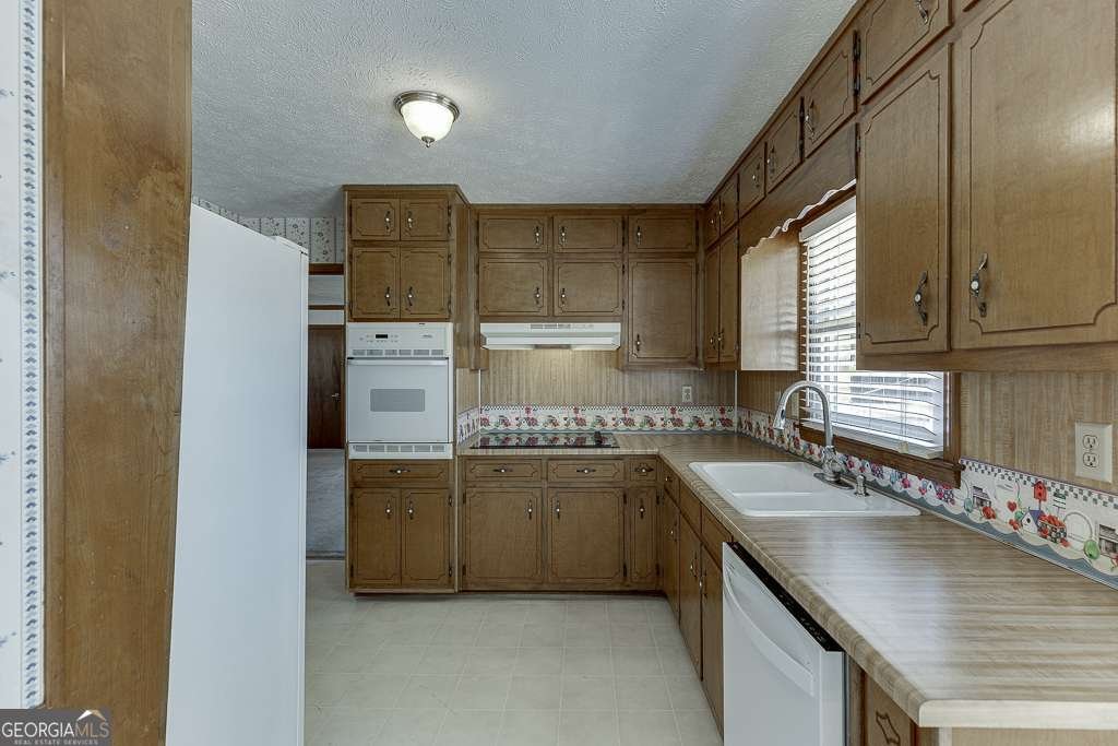 517 Cole Drive Lilburn - 13