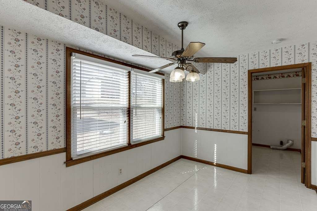 517 Cole Drive Lilburn - 15