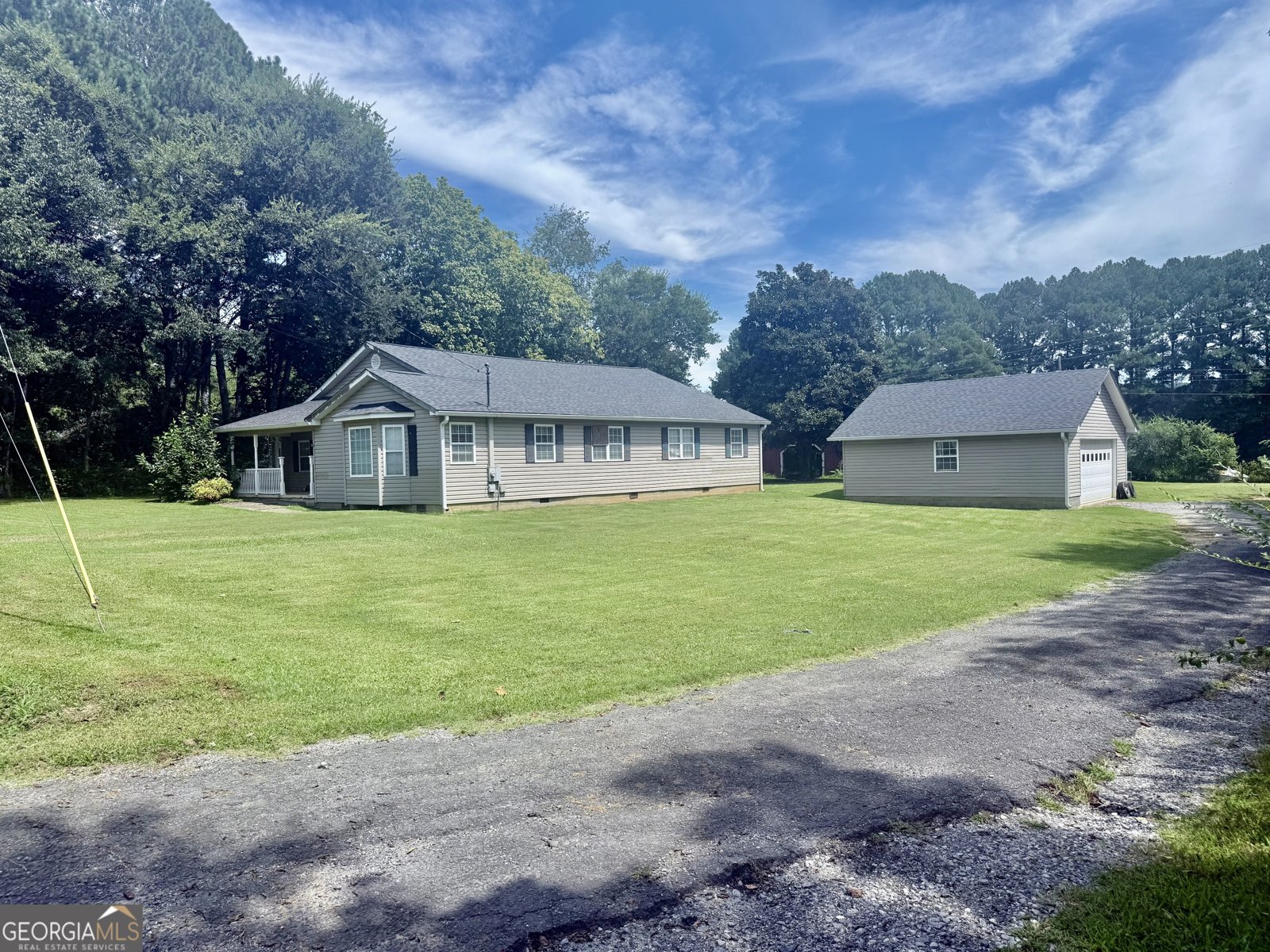 585 Greeson Street Summerville - main photo