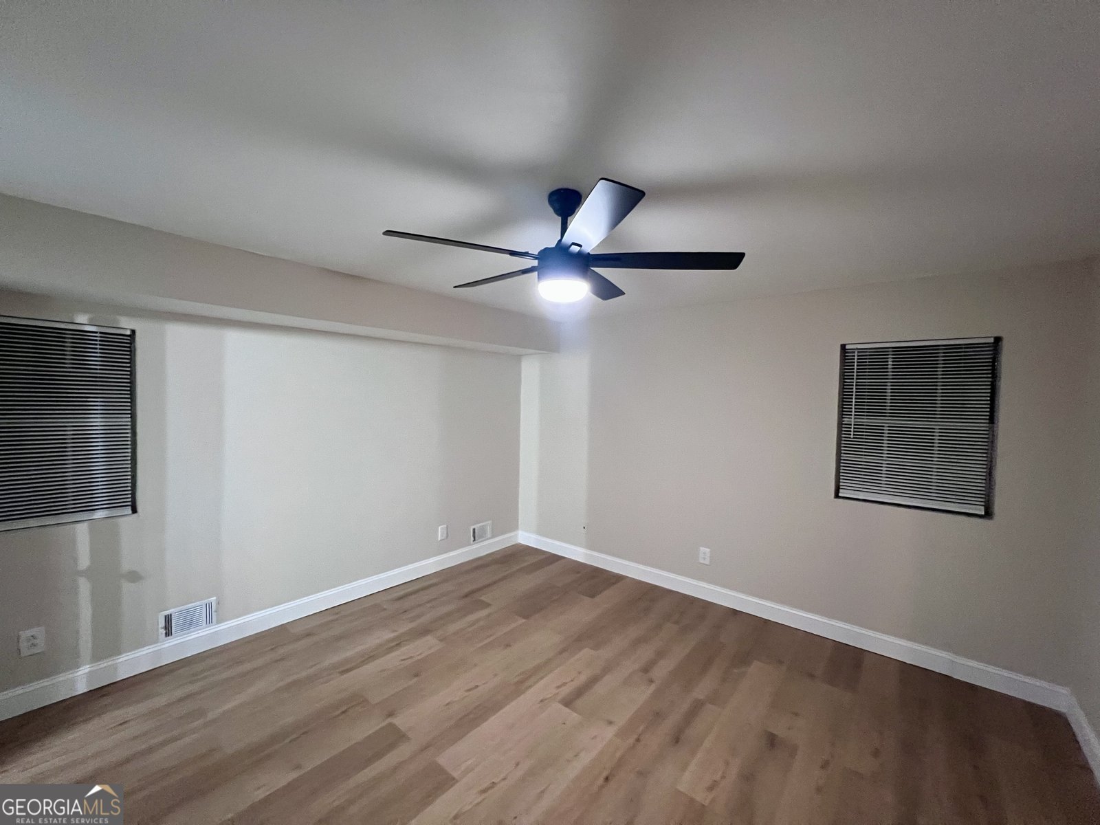 8139 Lake View Terrace Riverdale - 12