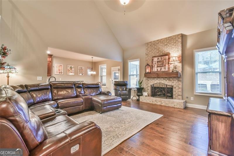 864 HAWKINS CREEK Drive JEFFERSON - 16