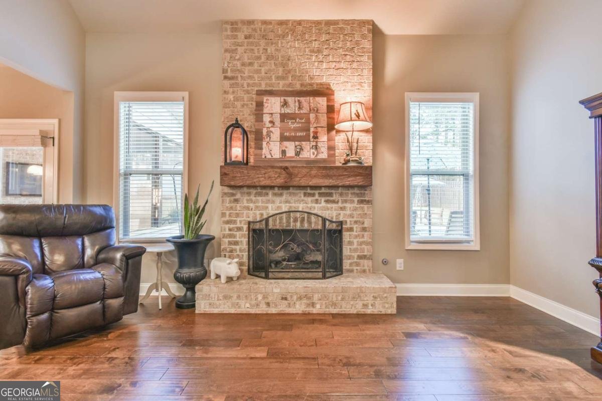 864 HAWKINS CREEK Drive Jefferson - 17