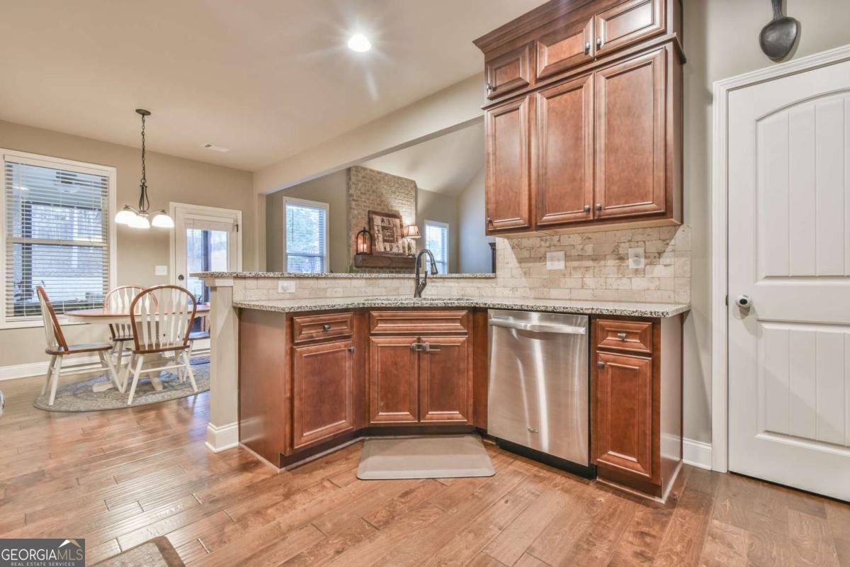 864 HAWKINS CREEK Drive Jefferson - 21