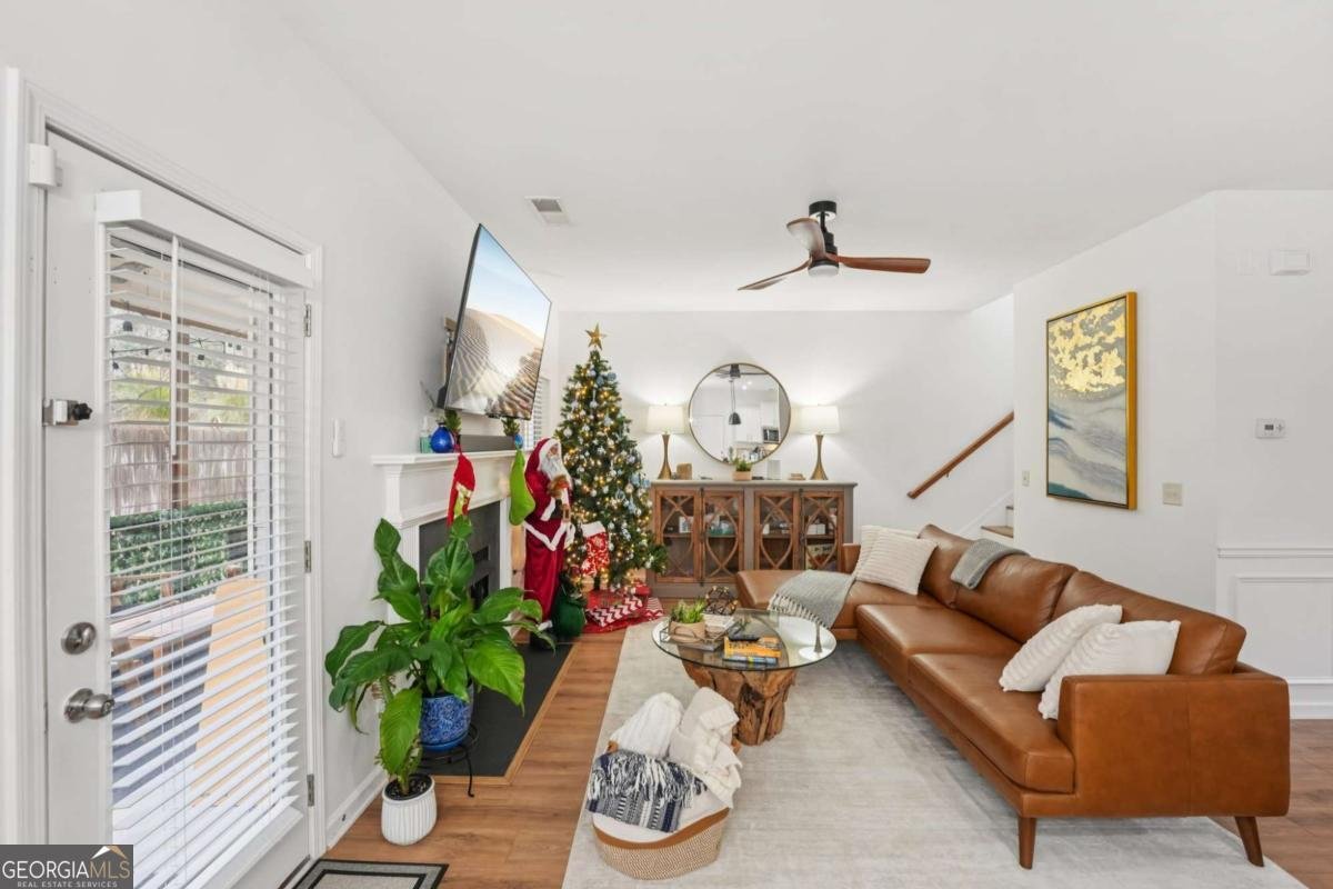 218 Haleys Court Woodstock - 10