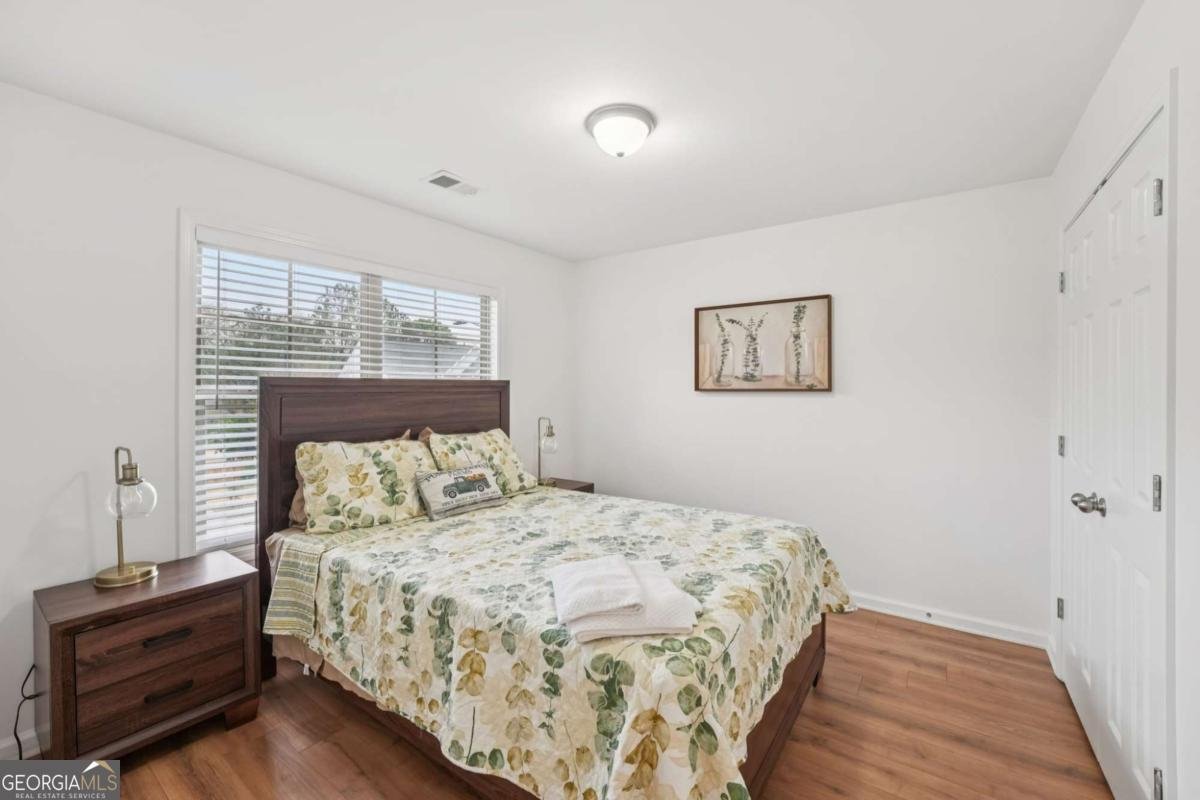 218 Haleys Court Woodstock - 32