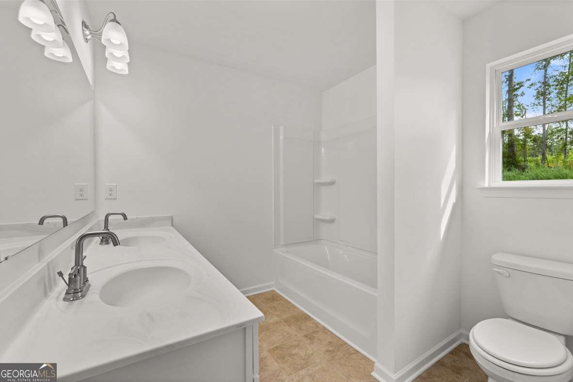 1621 Lacebark Elm Way Lawrenceville - 46