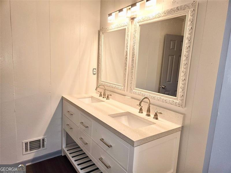 7275 HERNDON Fairburn - 12