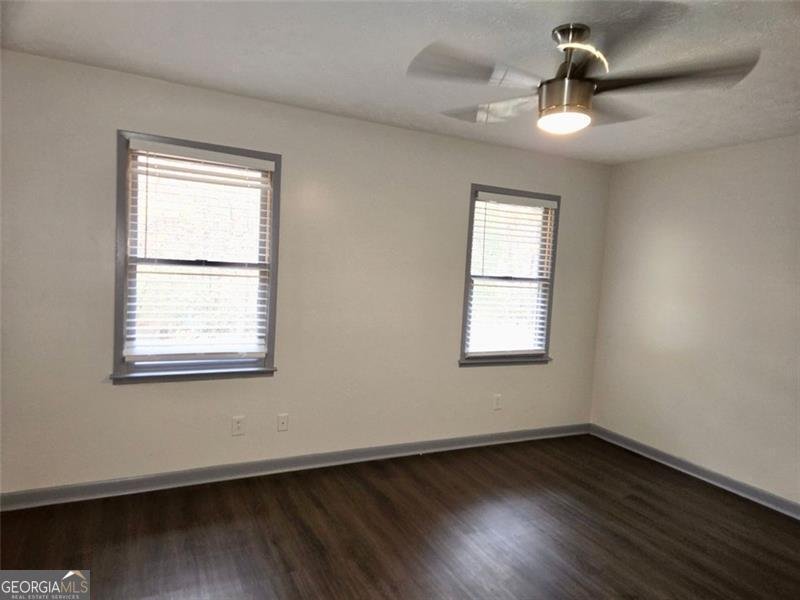 7275 HERNDON Fairburn - 14