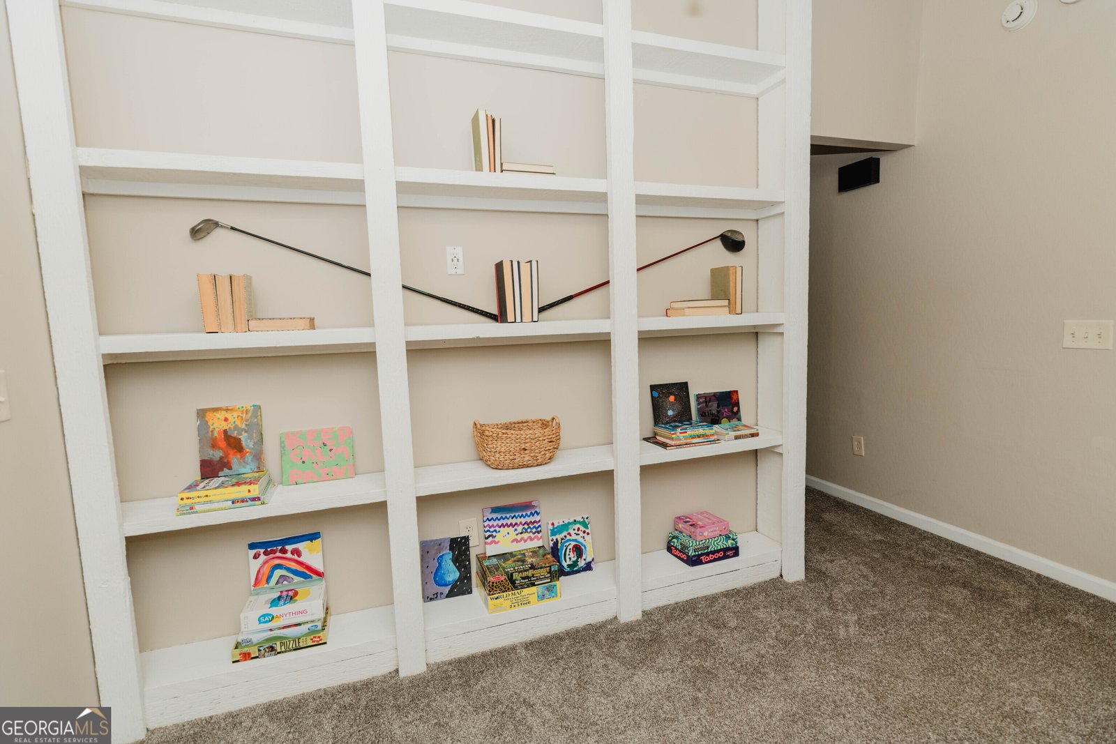 6801 Creekwood Drive Douglasville - 24