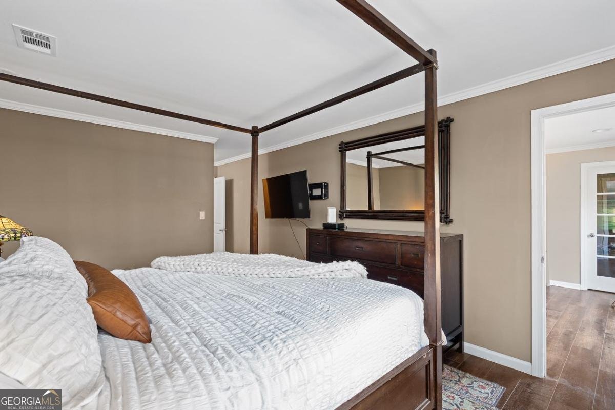 23103 Plantation Drive Atlanta - 18