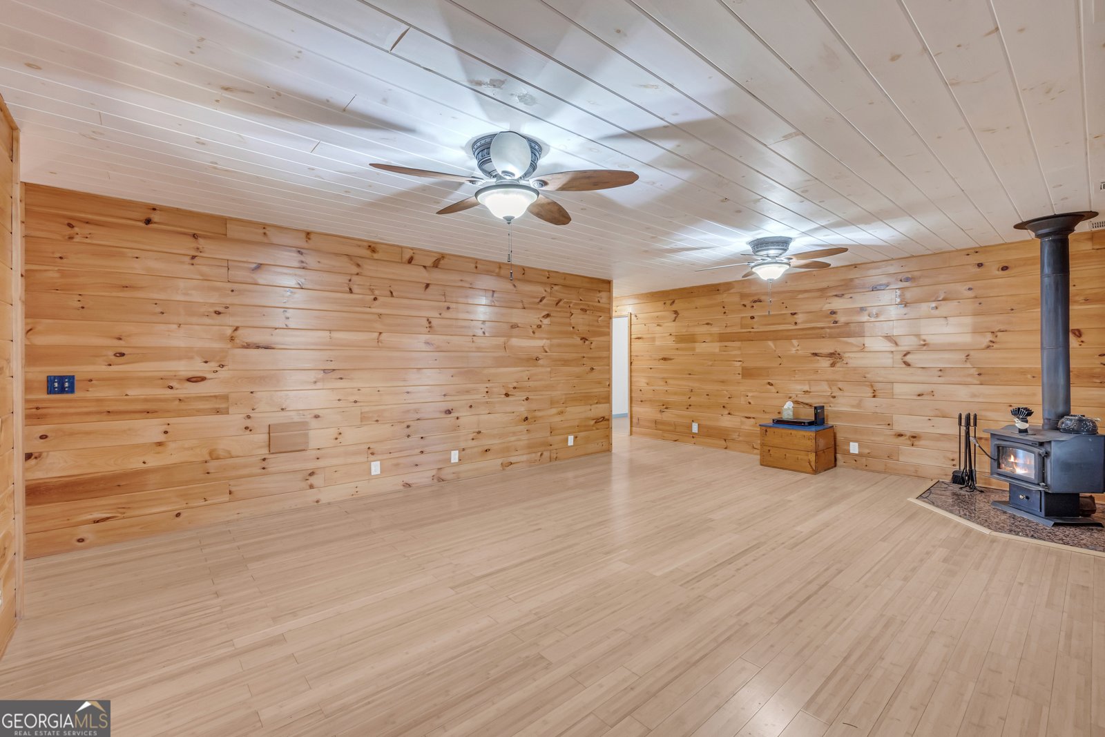 215 Stonehedge Drive Clarkesville - 15