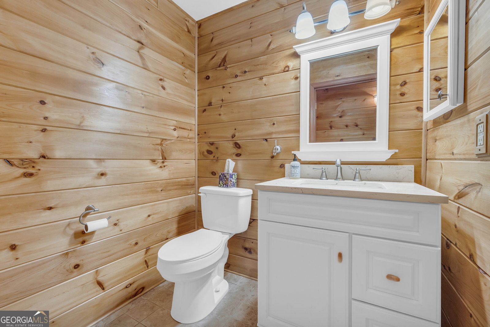 215 Stonehedge Drive Clarkesville - 46