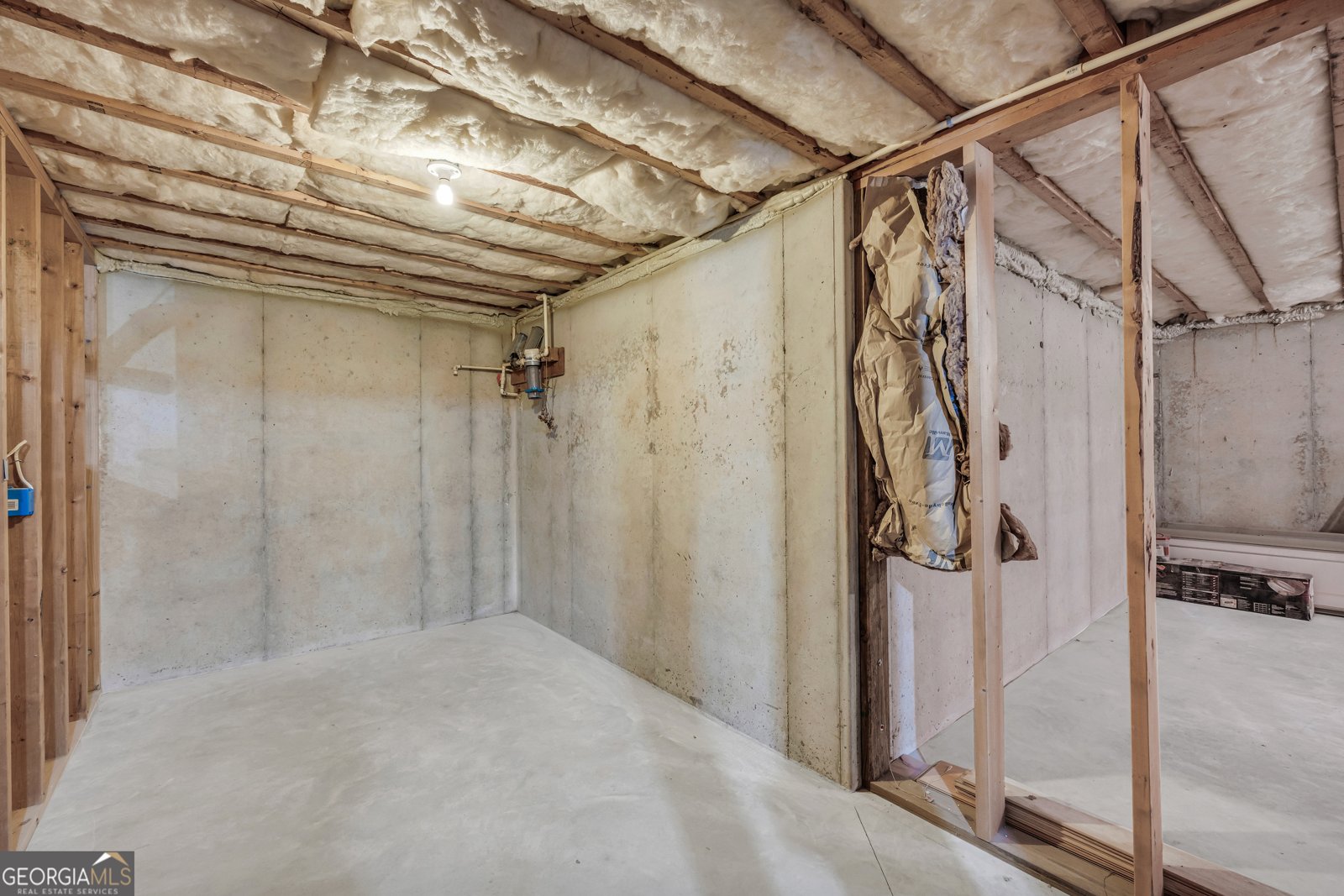 215 Stonehedge Drive Clarkesville - 98