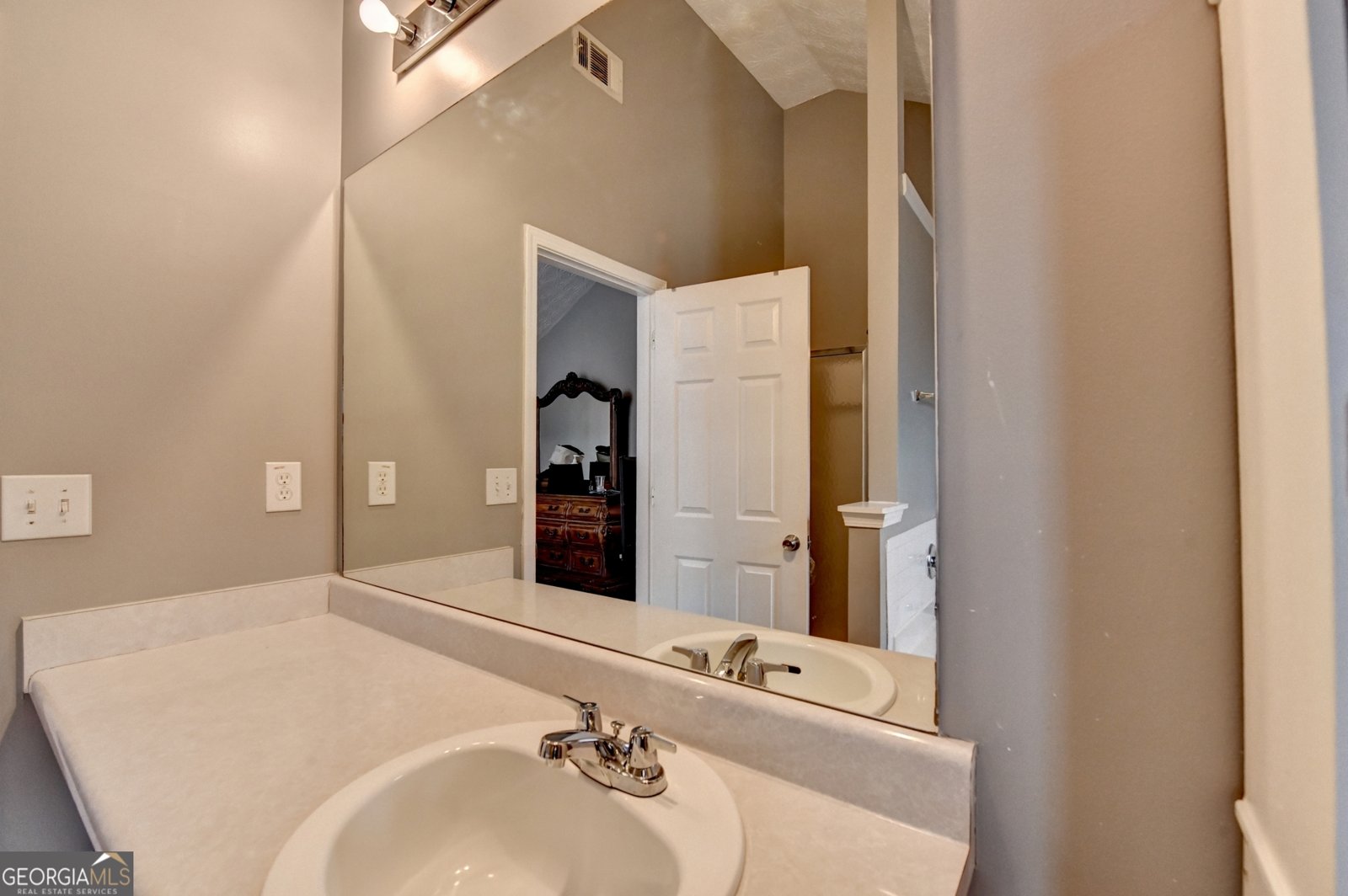 225 DAIRYLAND Covington - 35