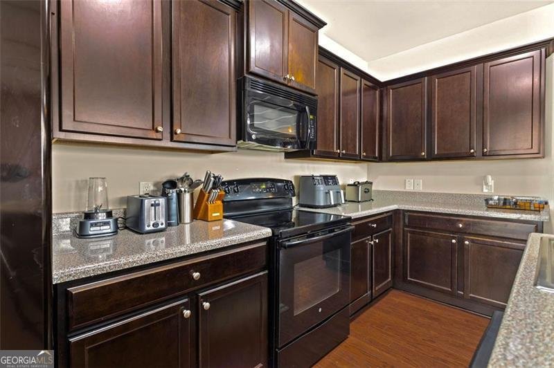 141 DUNLEITH Marietta - 13