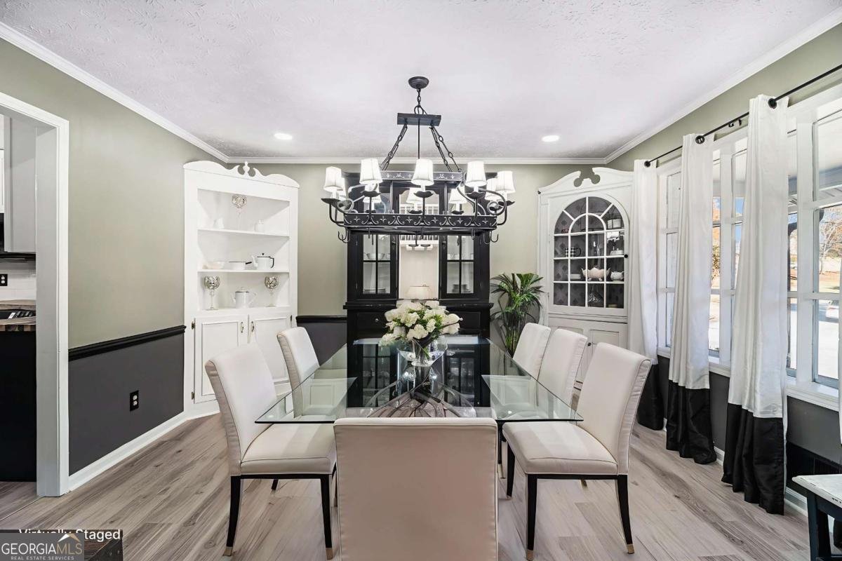 855 John Court Lawrenceville - 44