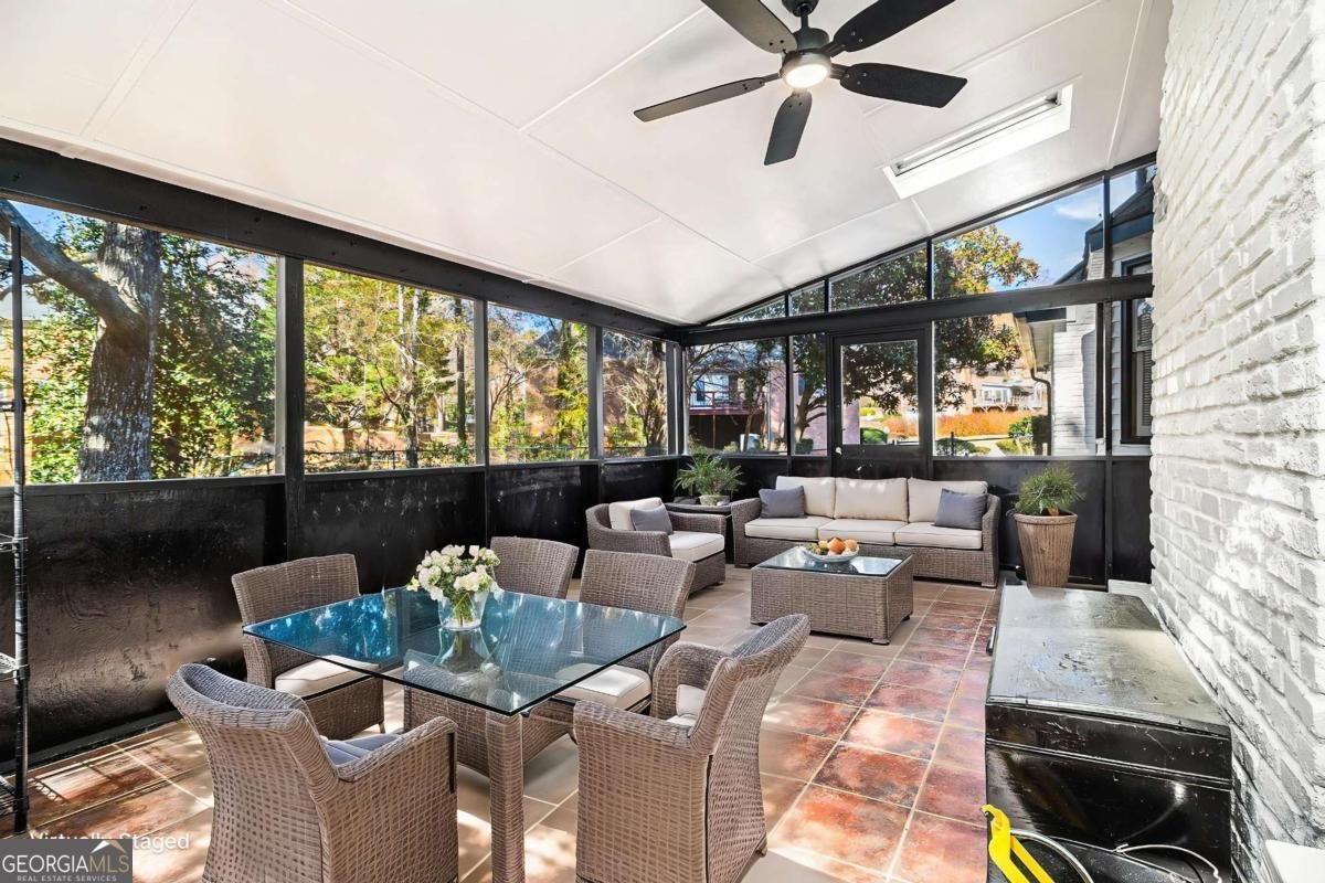 855 John Court Lawrenceville - 50