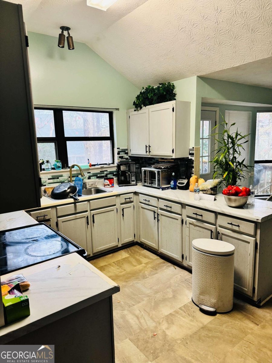 2625 Sims Crest Court Snellville - 4