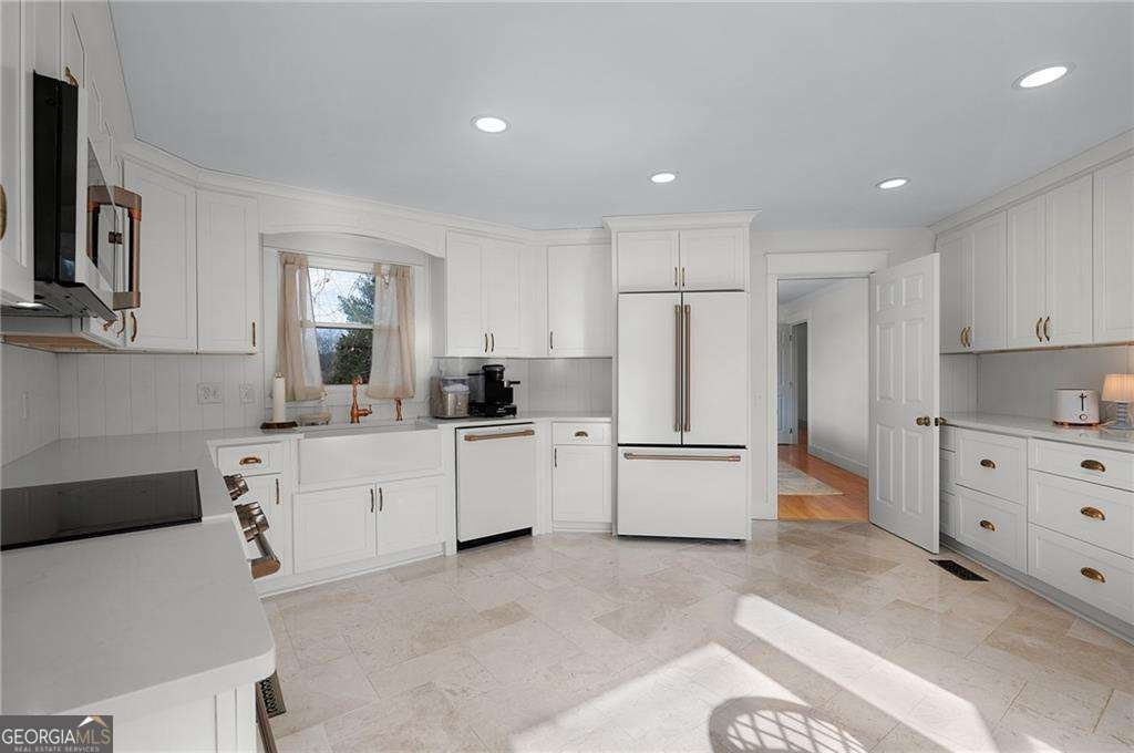 166 Big Springs Road Calhoun - 14