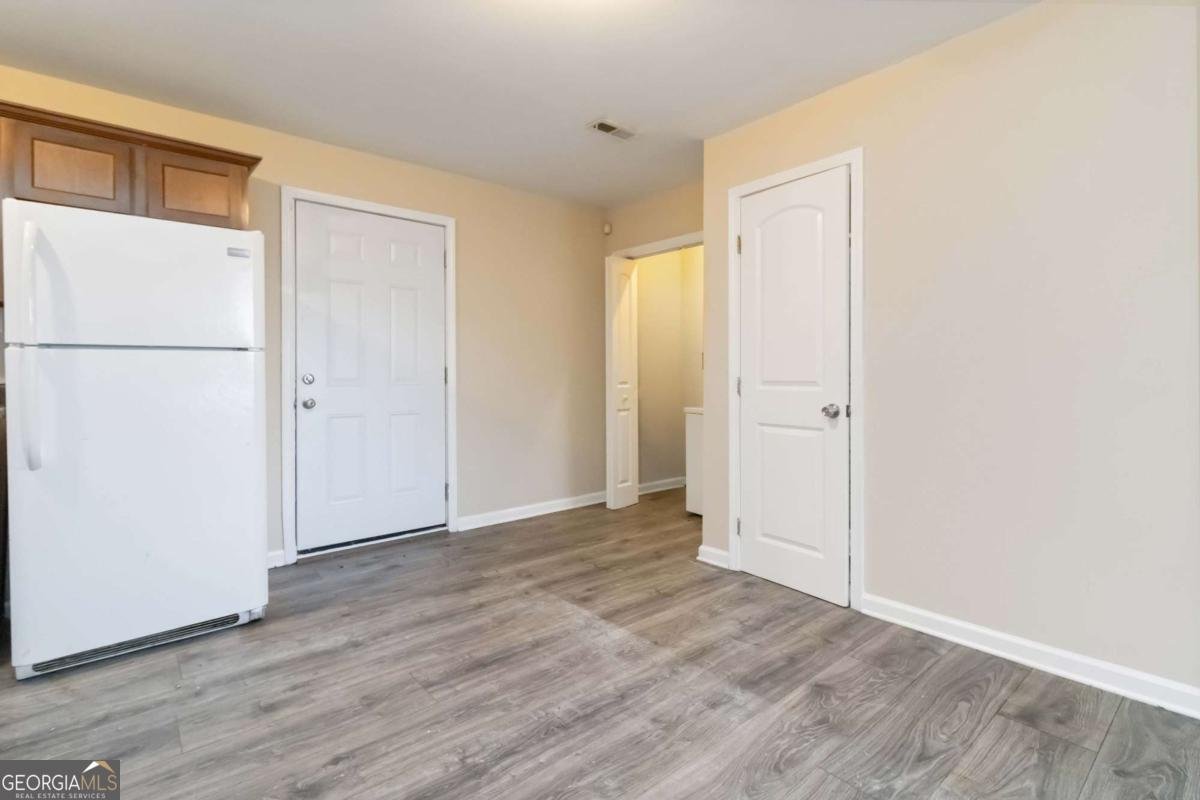 2361 Swallow Circle Atlanta - 11