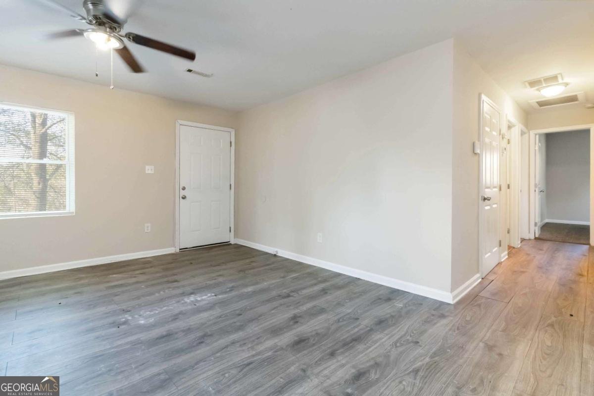 2361 Swallow Circle Atlanta - 12