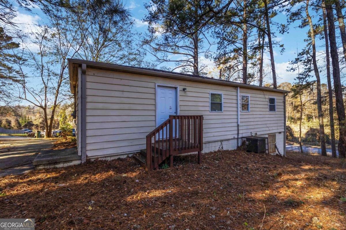 2361 Swallow Circle Atlanta - 24