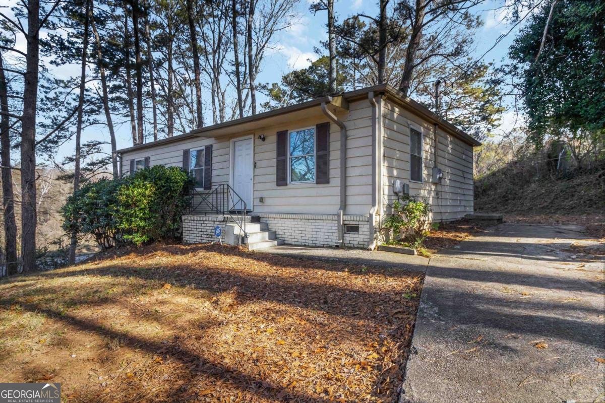 2361 Swallow Circle Atlanta - 3