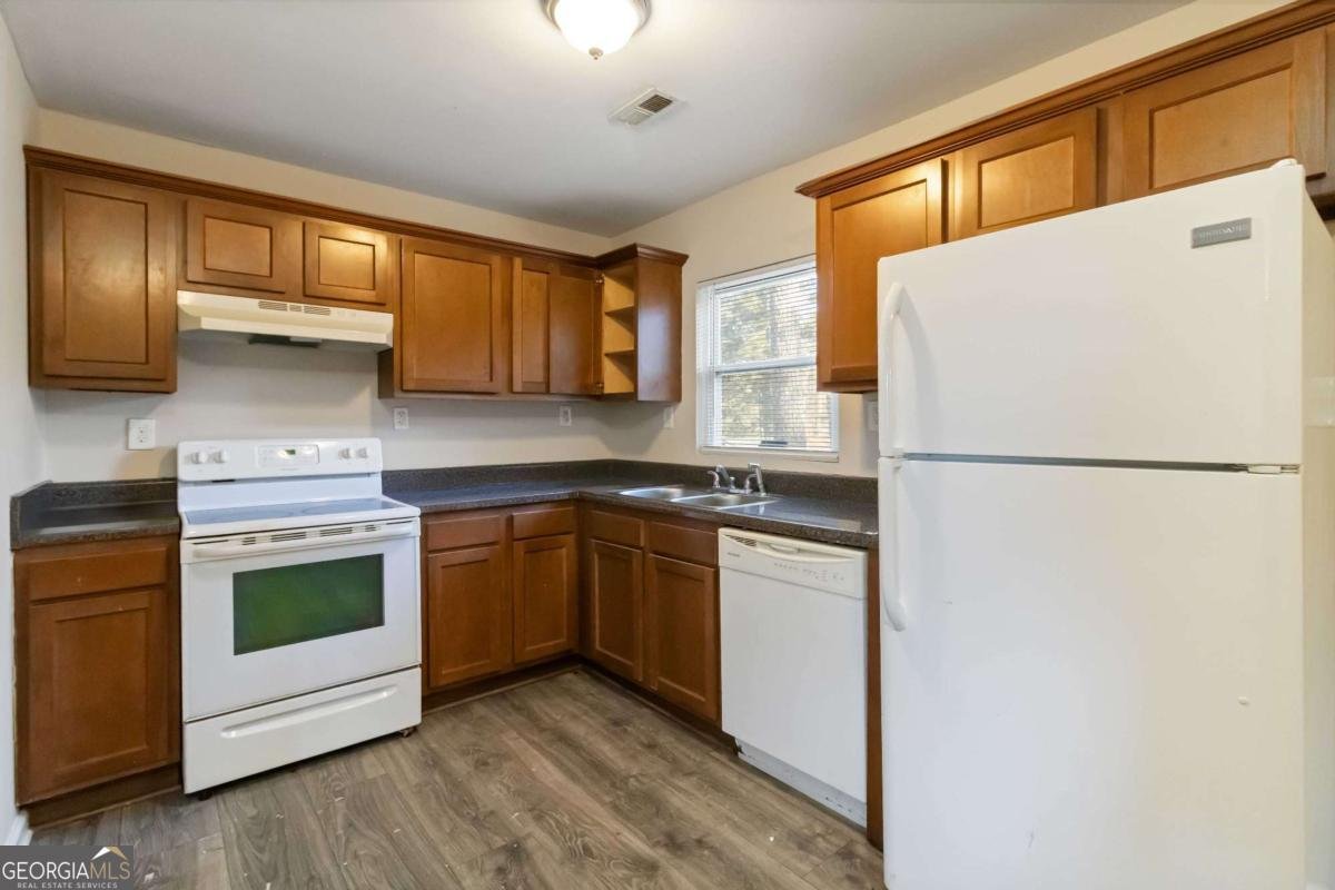 2361 Swallow Circle Atlanta - 9