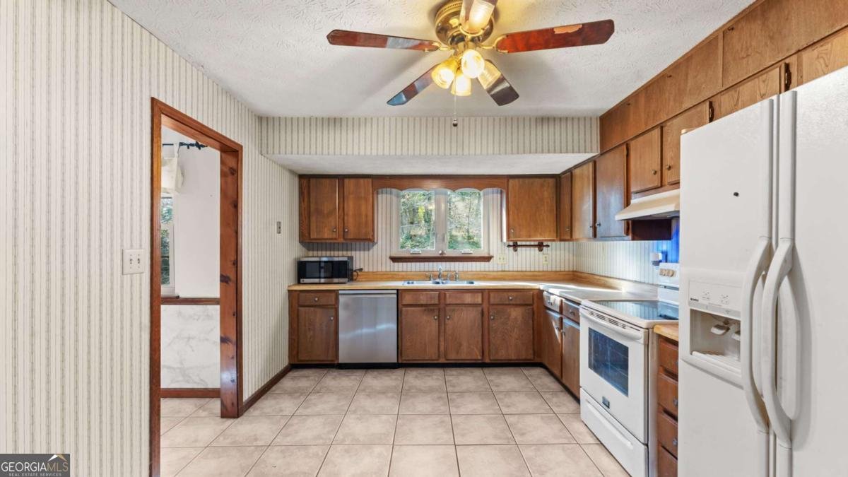 570 Candlewick Lane Lilburn - 10