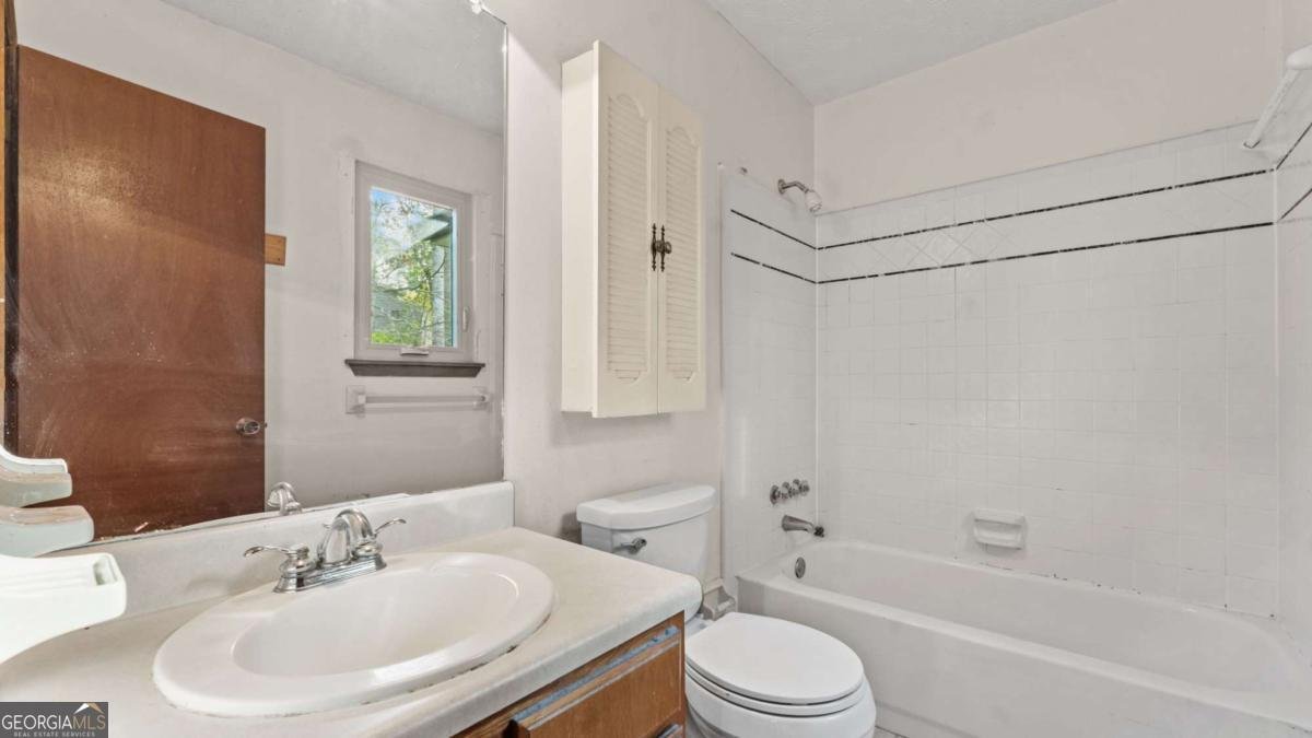 570 Candlewick Lane Lilburn - 17