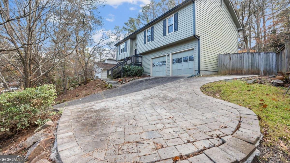 570 Candlewick Lane Lilburn - 4