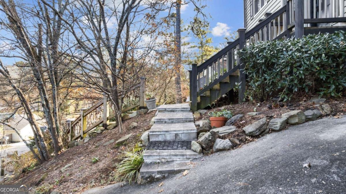 570 Candlewick Lane Lilburn - 6