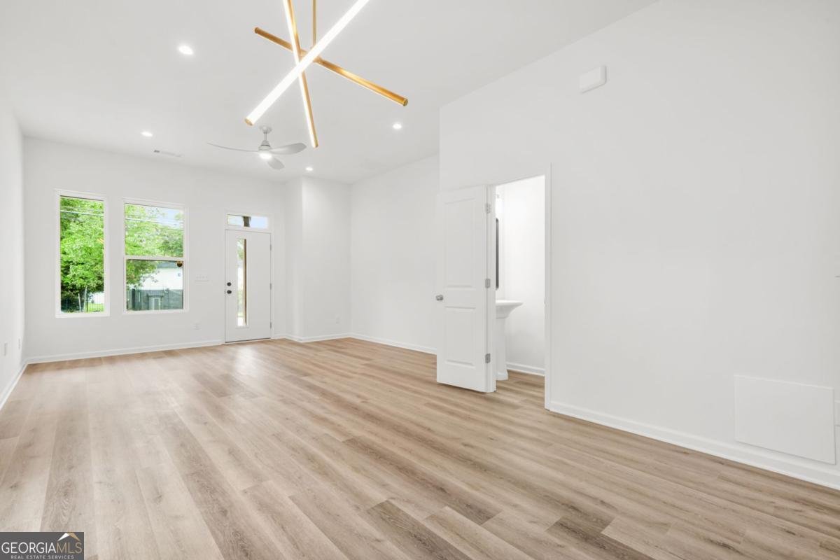 1223 Oakland Drive Atlanta - 11