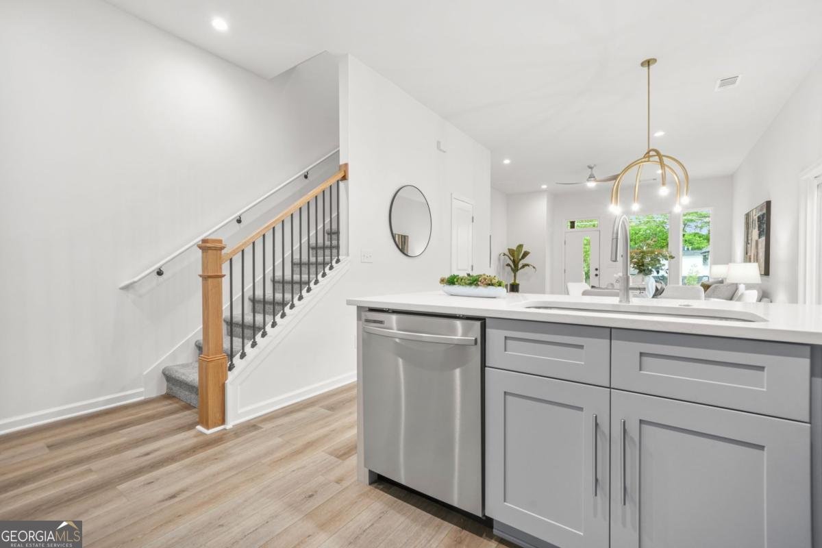 1223 Oakland Drive Atlanta - 17